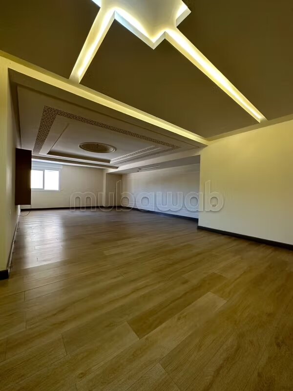 شقة مفروشة 120 م² للإيجار في طنجة (بلاصة موتسارت) — Photo 35