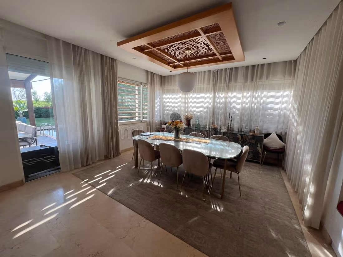 Villa 700 m² à vendre à Bouskoura ville verte — Photo 21