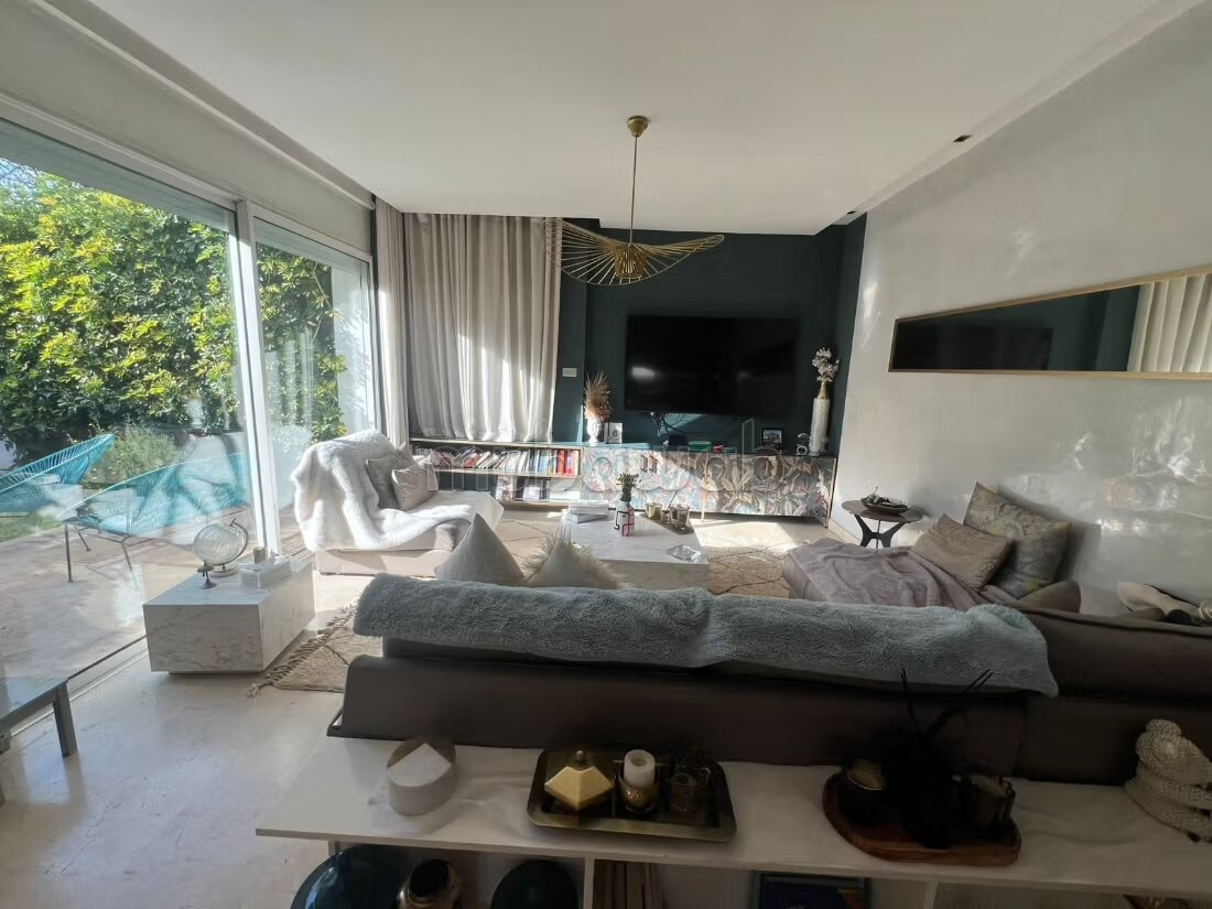 Villa 700 m² à vendre à Bouskoura ville verte — Photo 10