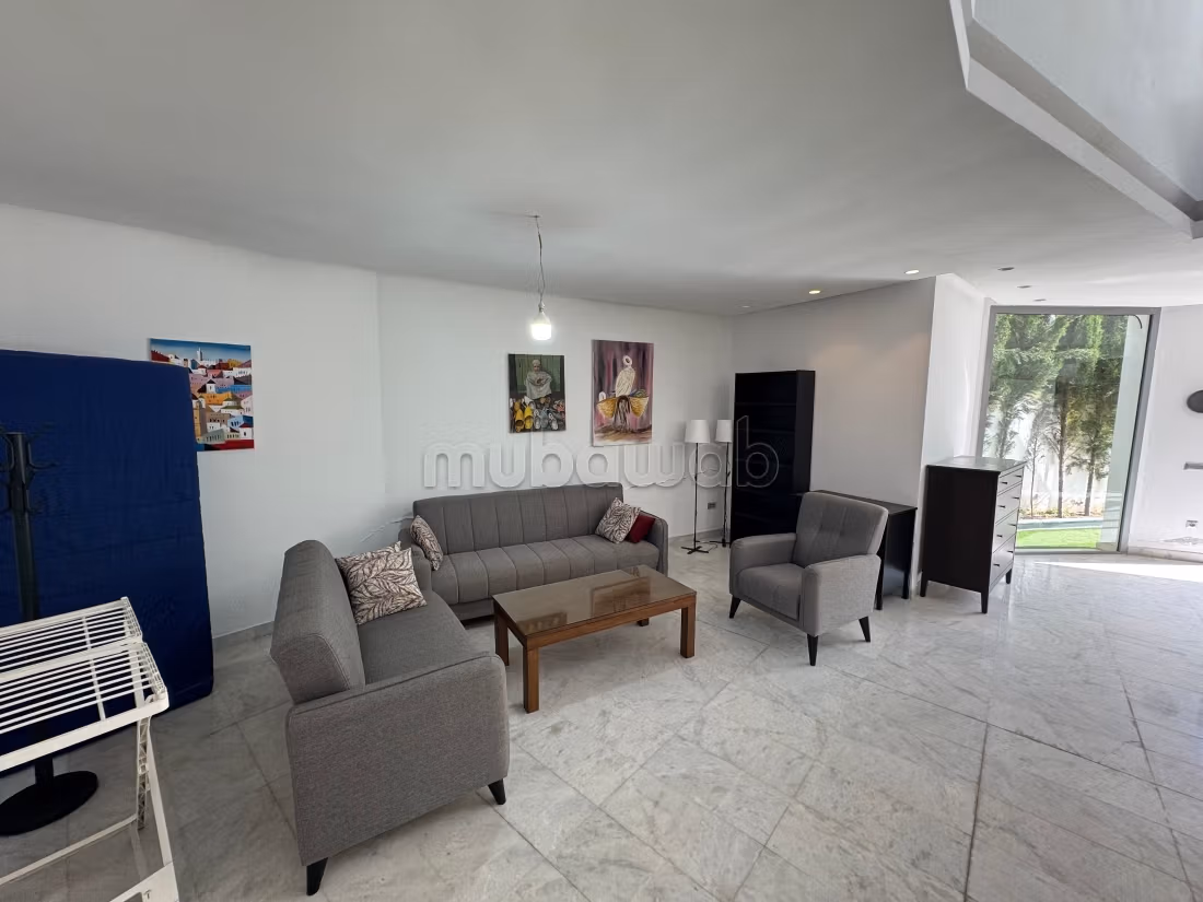 Villa 286 m² for rent in Ville Verte — Photo 4
