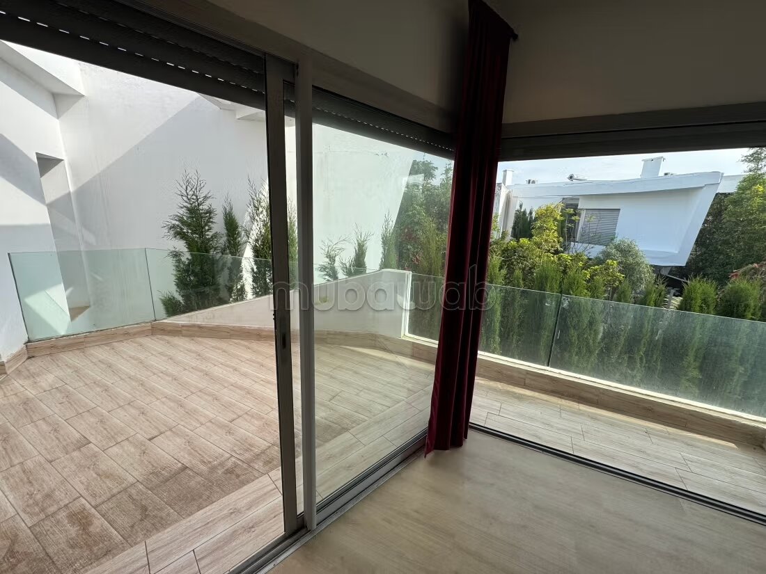 Villa 286 m² for rent in Ville Verte — Photo 29