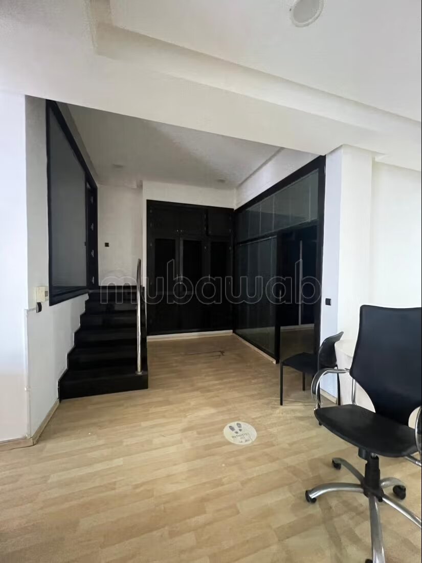 Office 244 m² for rent in Rabat — Photo 19