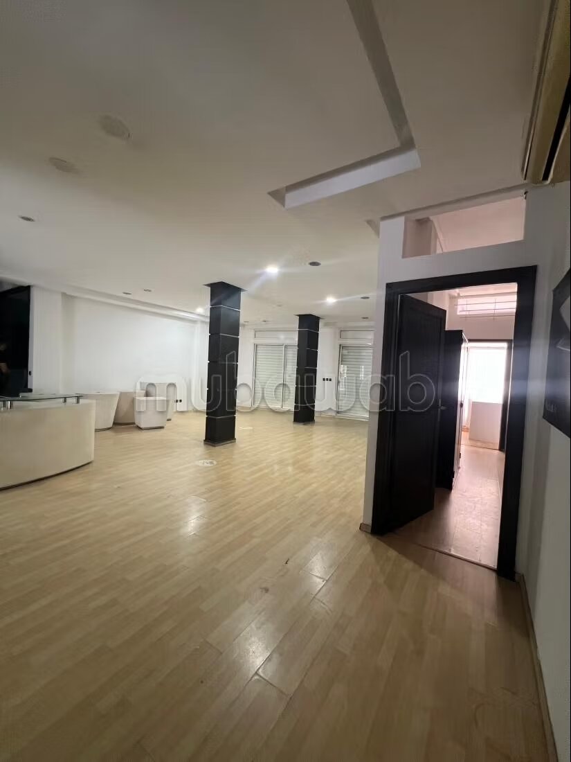 Office 244 m² for rent in Rabat — Photo 31