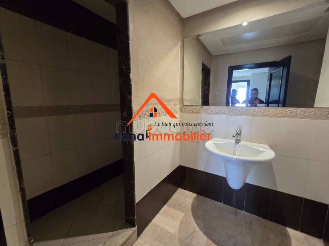 Appartement 3 pièces 160 m² à louer à Rabat, Hay Riad — Photo 38