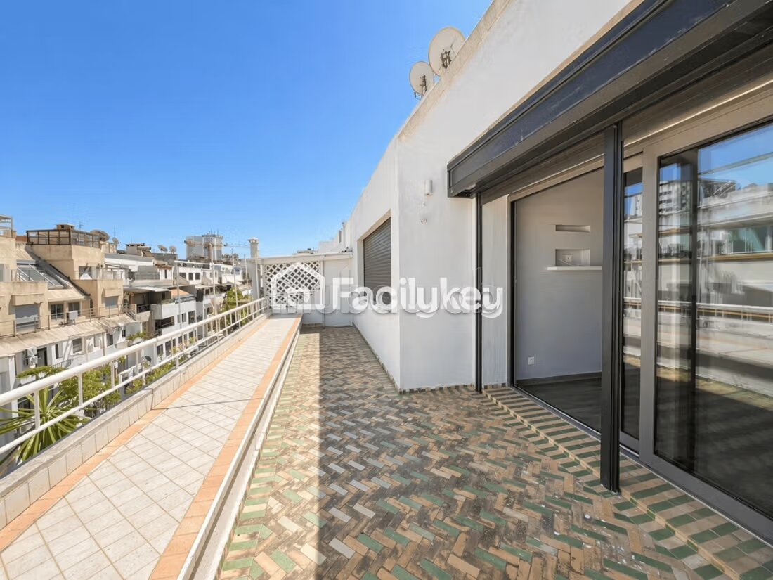 300 m² Apartment for Sale in Casablanca (Racine, Maarif) — Photo 13