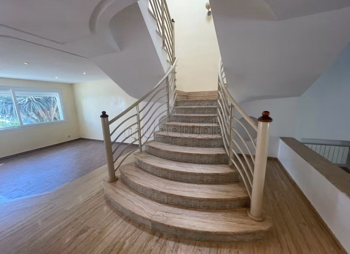 Villa 510 m² à louer à Californie — Photo 7