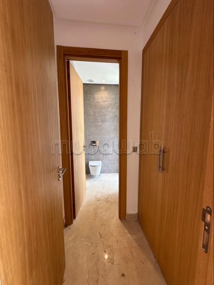 Villa 715 m² à louer à Casablanca — Photo 15