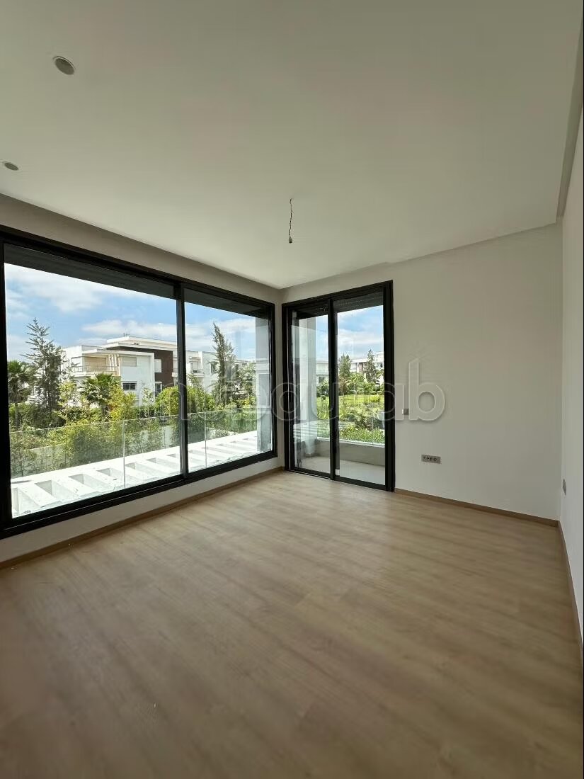 Villa 715 m² à louer à Casablanca — Photo 17