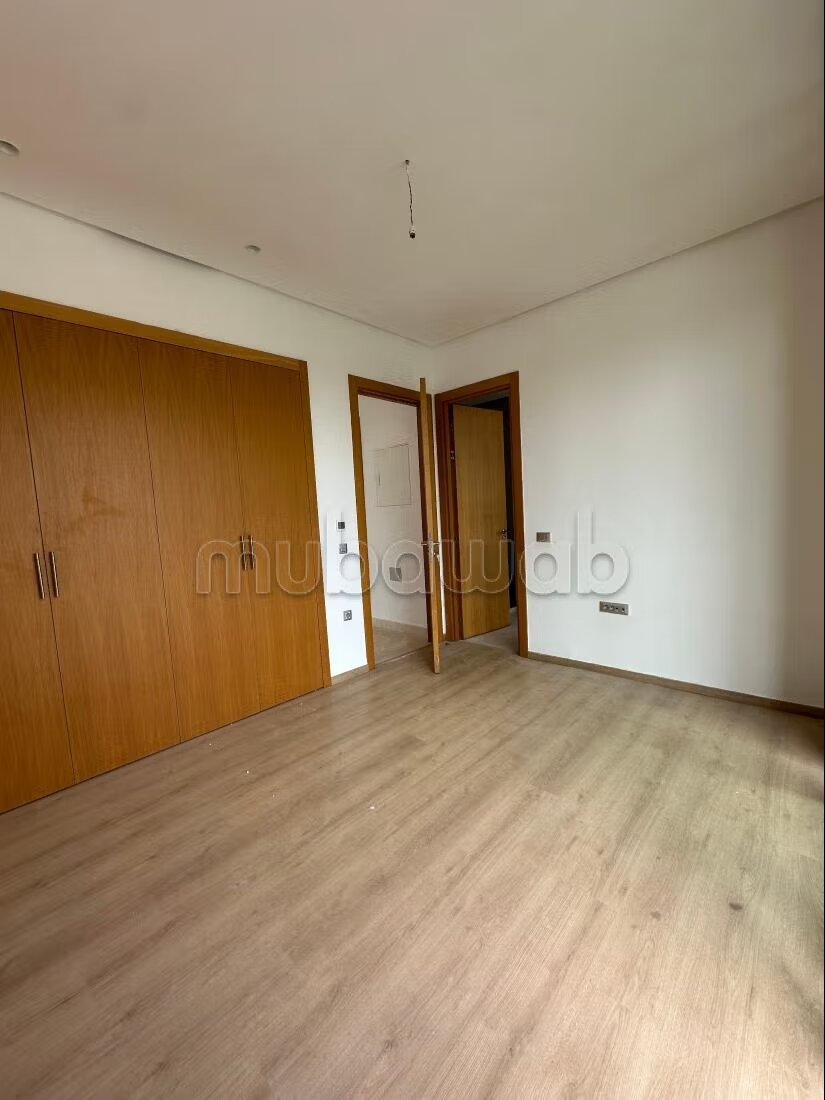 Villa 715 m² à louer à Casablanca — Photo 33