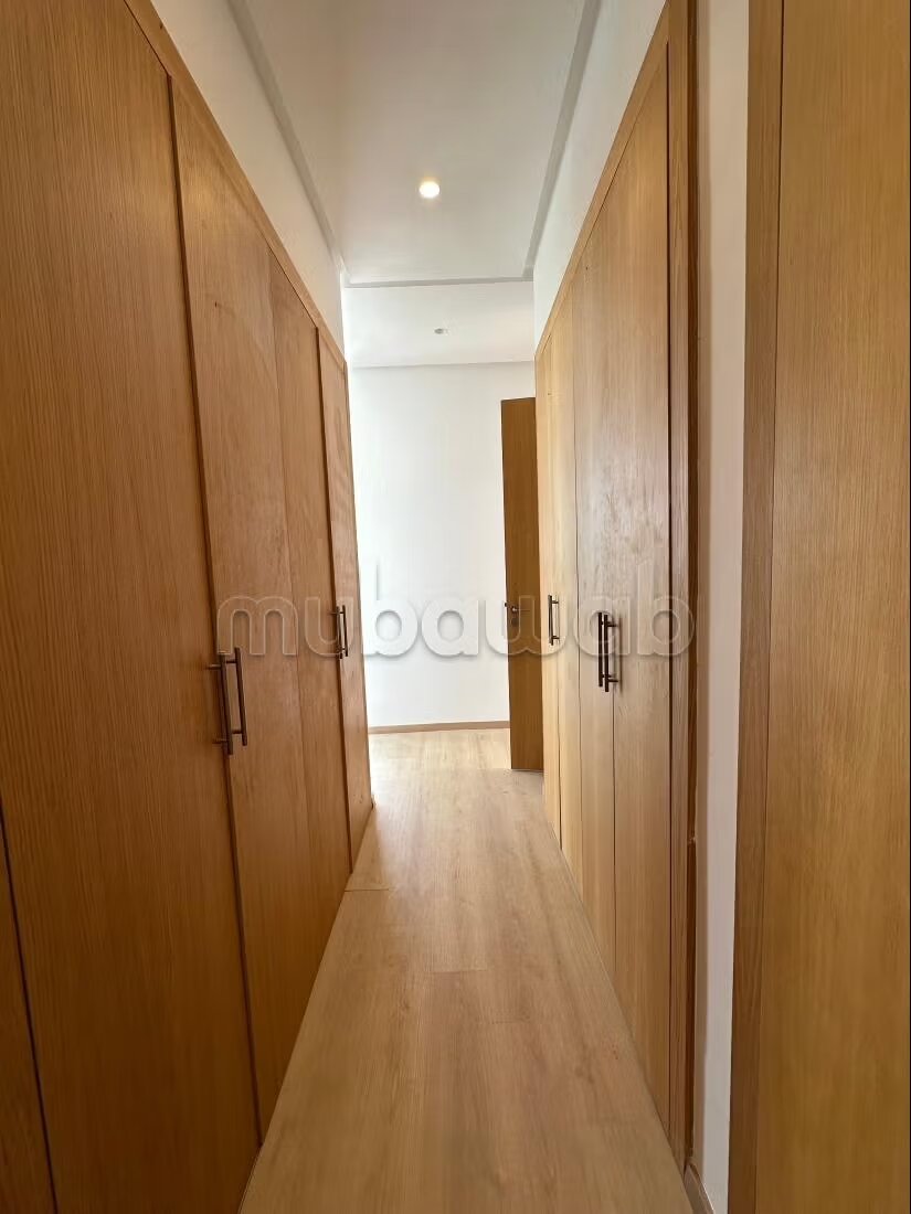 Villa 715 m² à louer à Casablanca — Photo 22