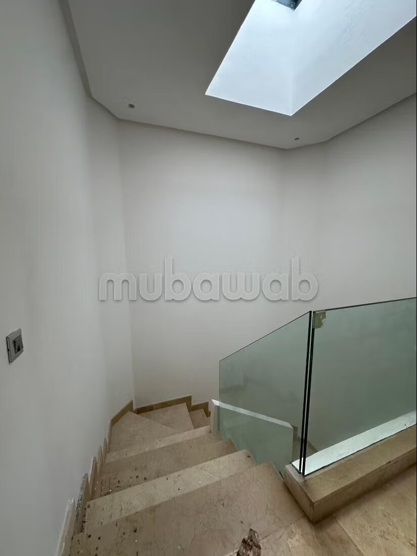 Villa 715 m² à louer à Casablanca — Photo 40