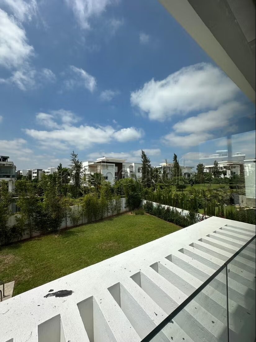 Villa 715 m² à louer à Casablanca — Photo 44