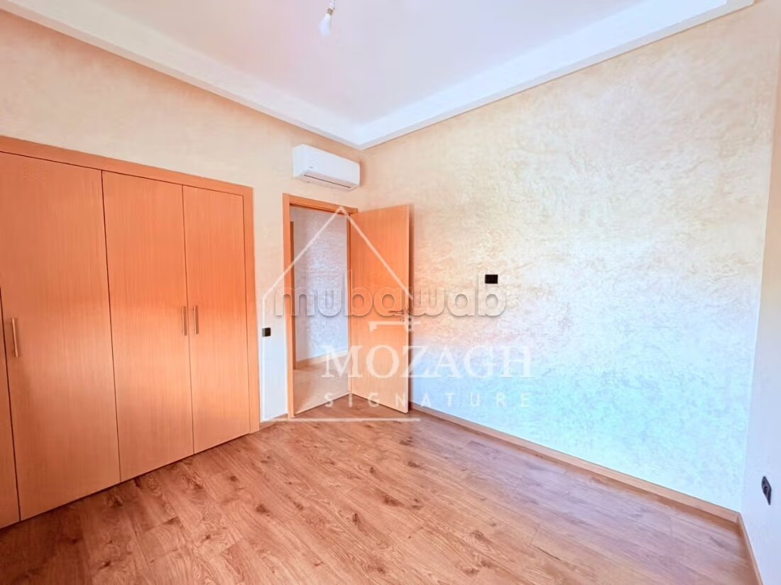 فيلا 4 غرف 289 م² للبيع في مراكش (تارغا) — Photo 29