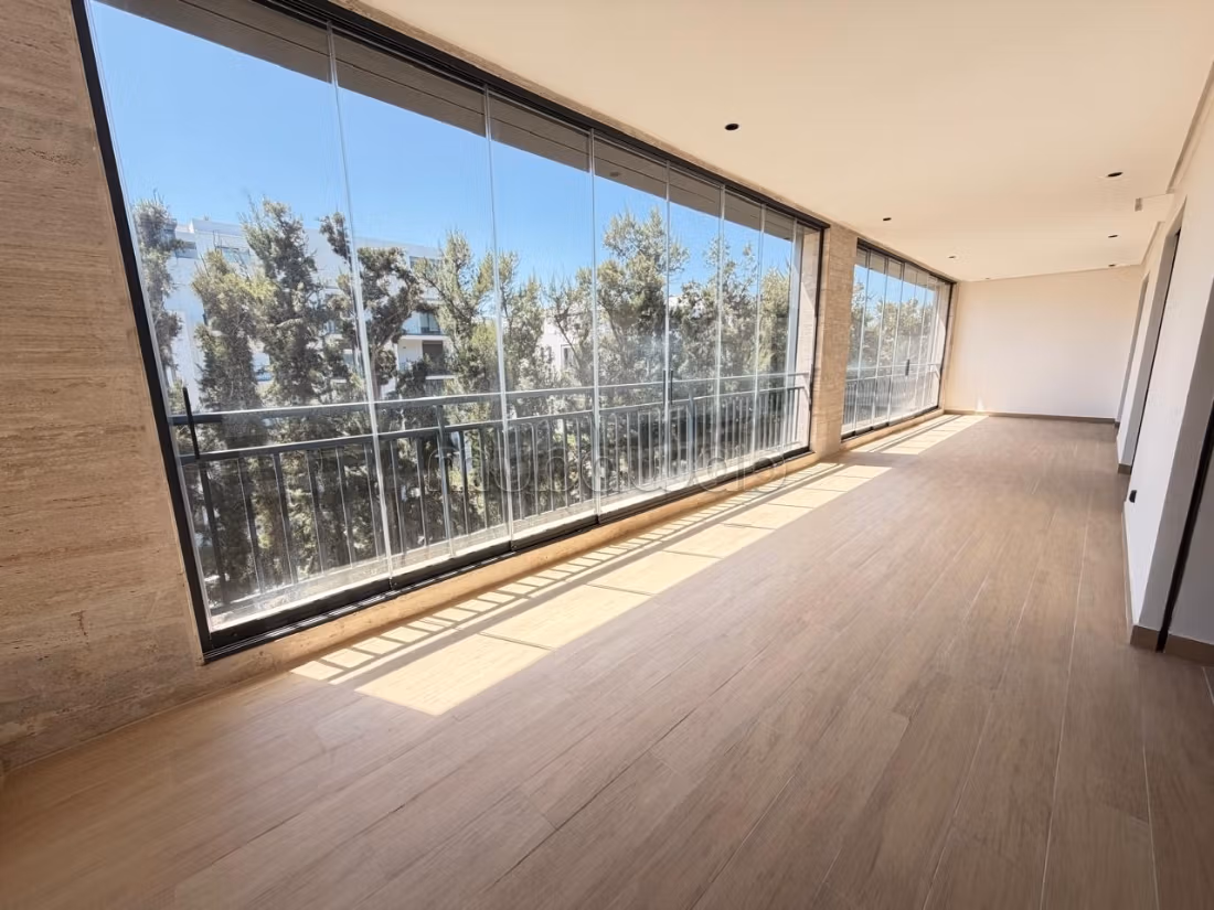 145 m² Apartment for Rent in Rabat (Souissi) — Photo 3