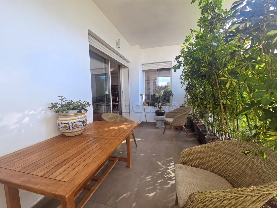 145 m² Apartment for Rent in Rabat (Souissi) — Photo 313