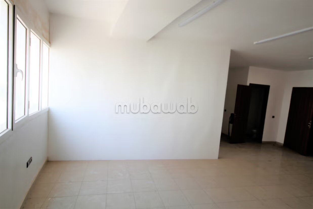 Office 53 m² for Sale in Casablanca – Oulfa — Photo 11