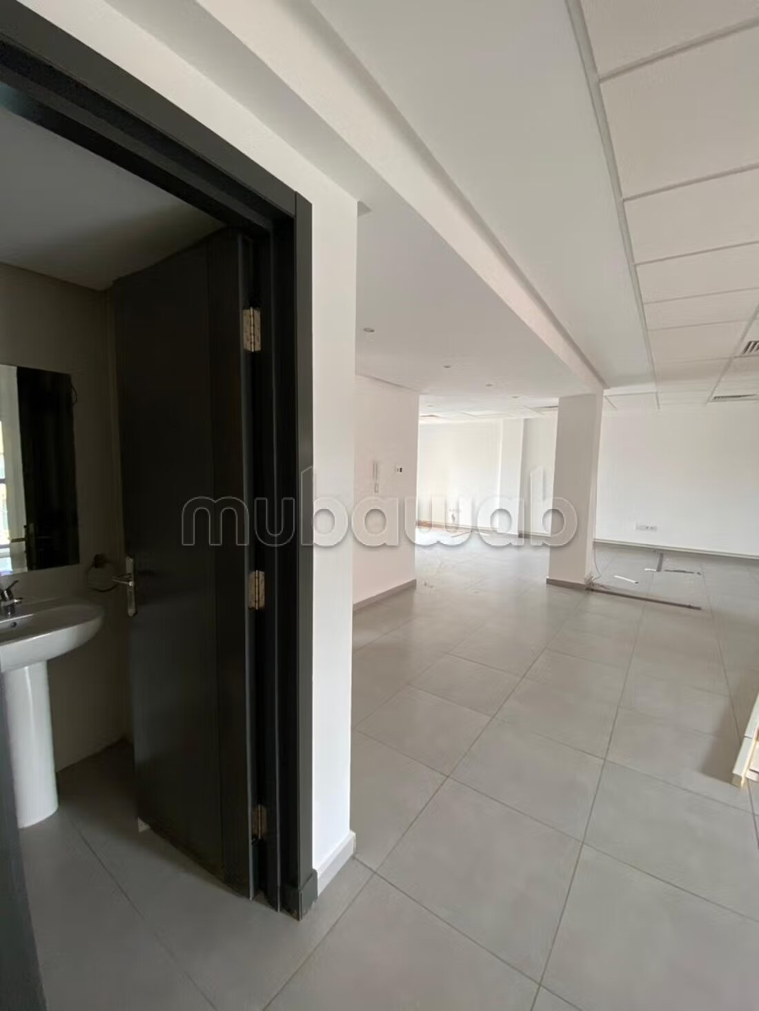 Bureau 84 m² à louer à Marrakech Guéliz — Photo 7