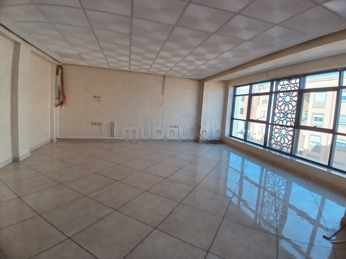 Bureau 84 m² à louer à Marrakech Guéliz — Photo 11