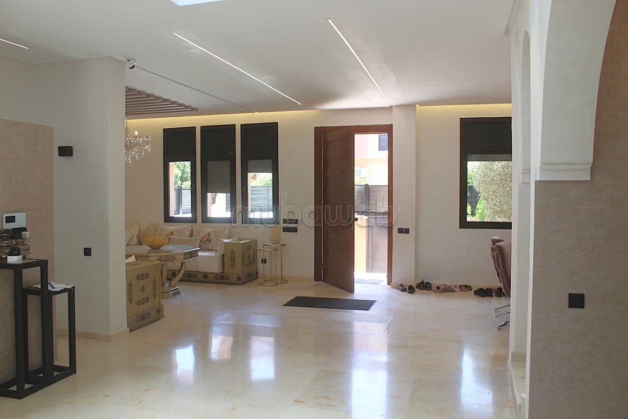 Villa 280 m² à louer à Marrakech (Mabrouka) — Photo 6