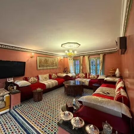 Villa 280 m² à louer à Marrakech (Mabrouka) — Photo 29