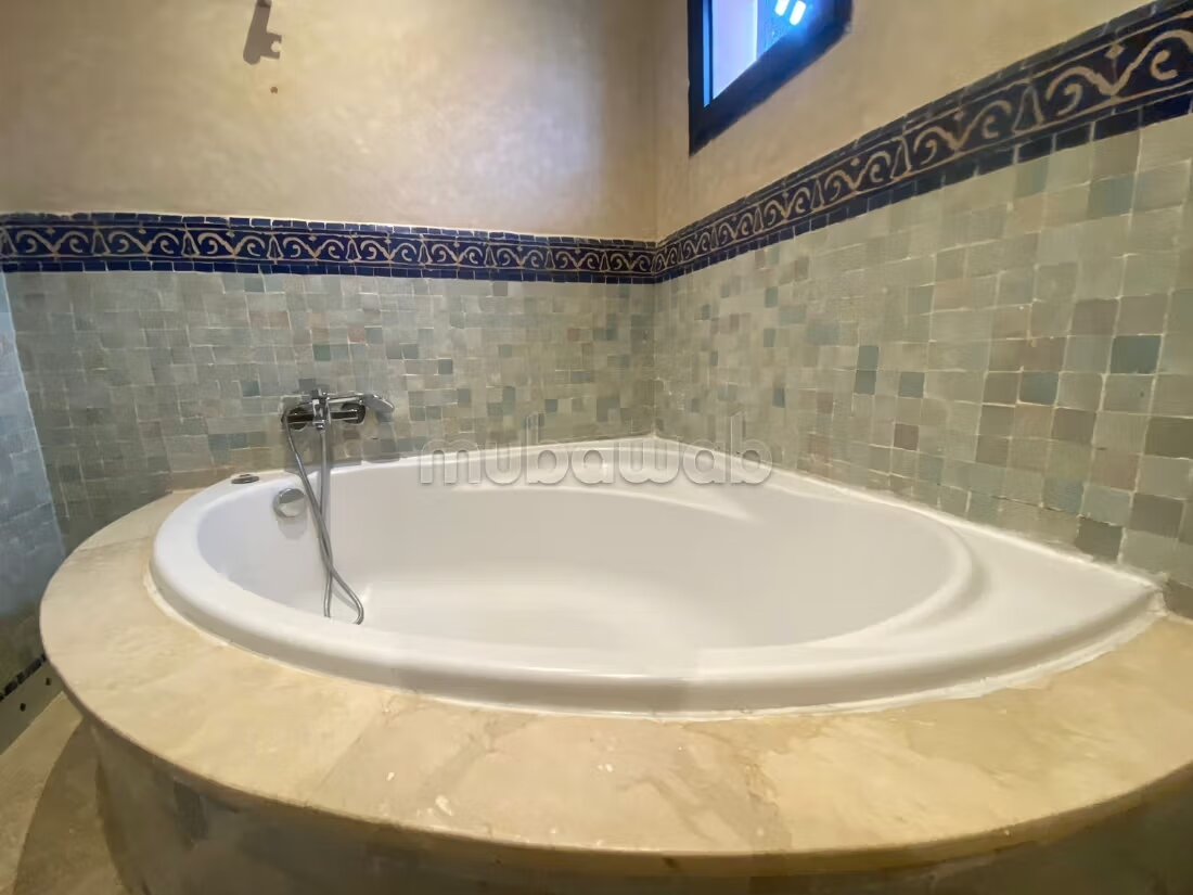 Apartment 80 m² for rent in Marrakech (Amelkis district) — Photo 47