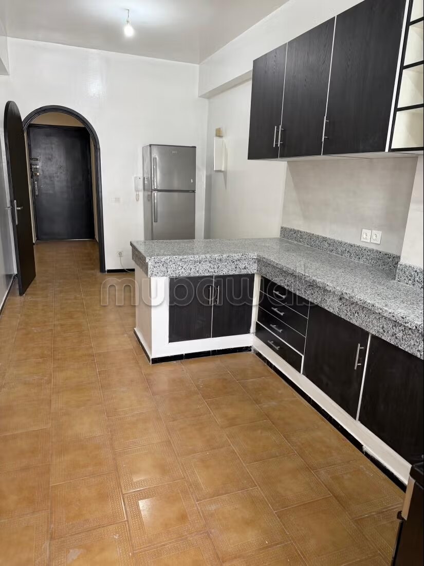 Apartment 180 m² for rent in Rabat (Agdal) — Photo 4
