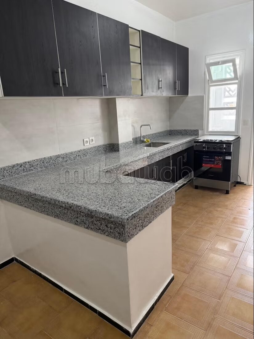 Apartment 180 m² for rent in Rabat (Agdal) — Photo 8