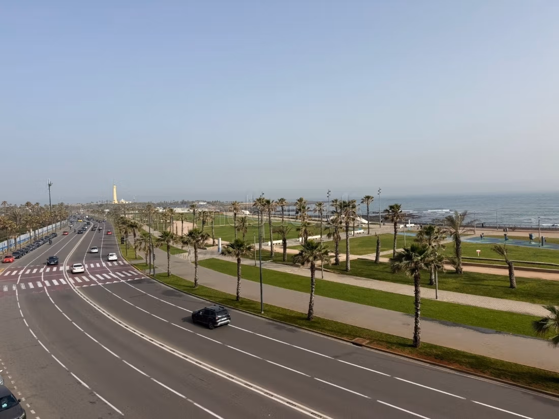 شقة 153 م² للإيجار في الدار البيضاء — Photo 26