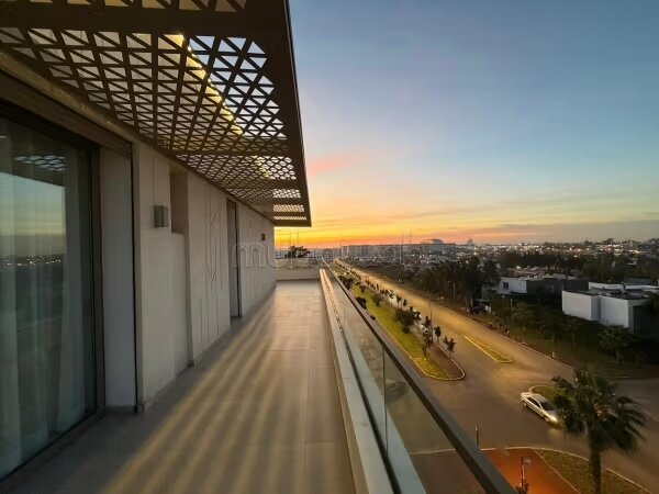 شقة 174 م² للإيجار في الرباط — Photo 15