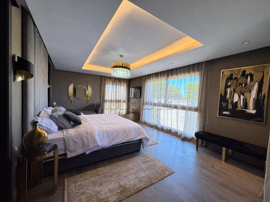 310 m² Apartment for Rent in Ain Diab — Photo 9