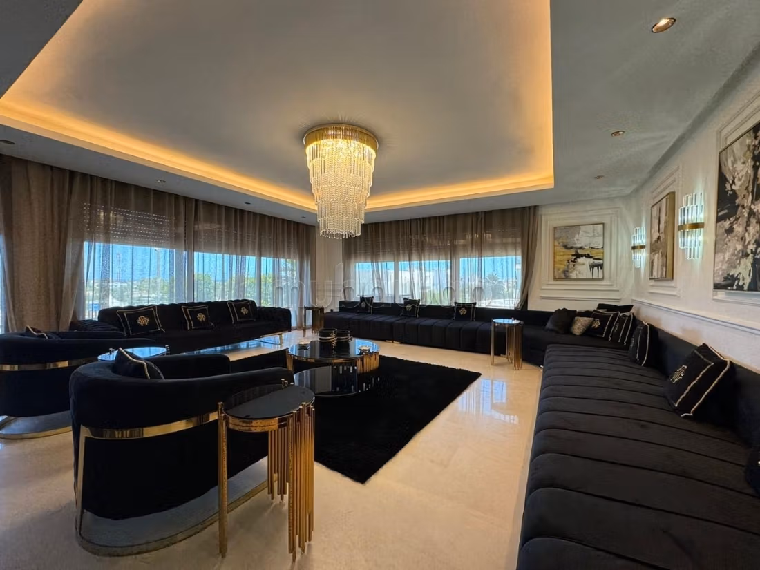 310 m² Apartment for Rent in Ain Diab — Photo 21