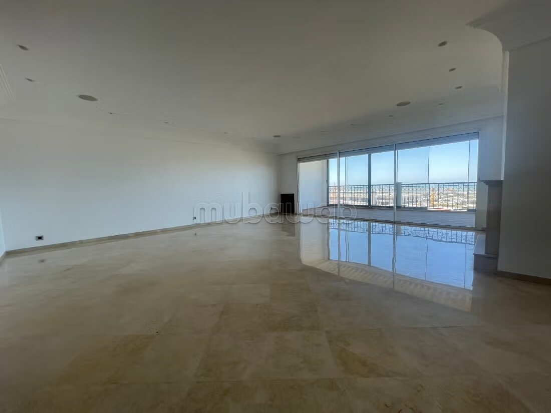 310 m² Apartment for Rent in Ain Diab — Photo 259