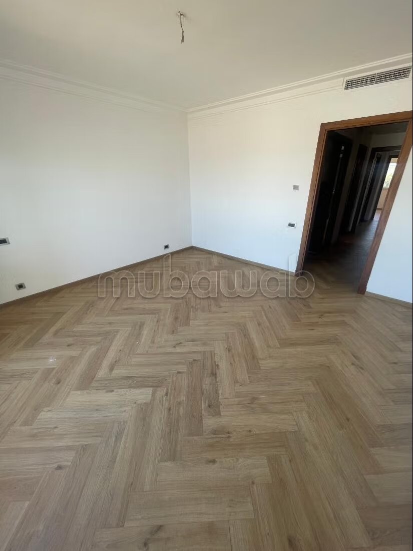 310 m² Apartment for Rent in Ain Diab — Photo 262