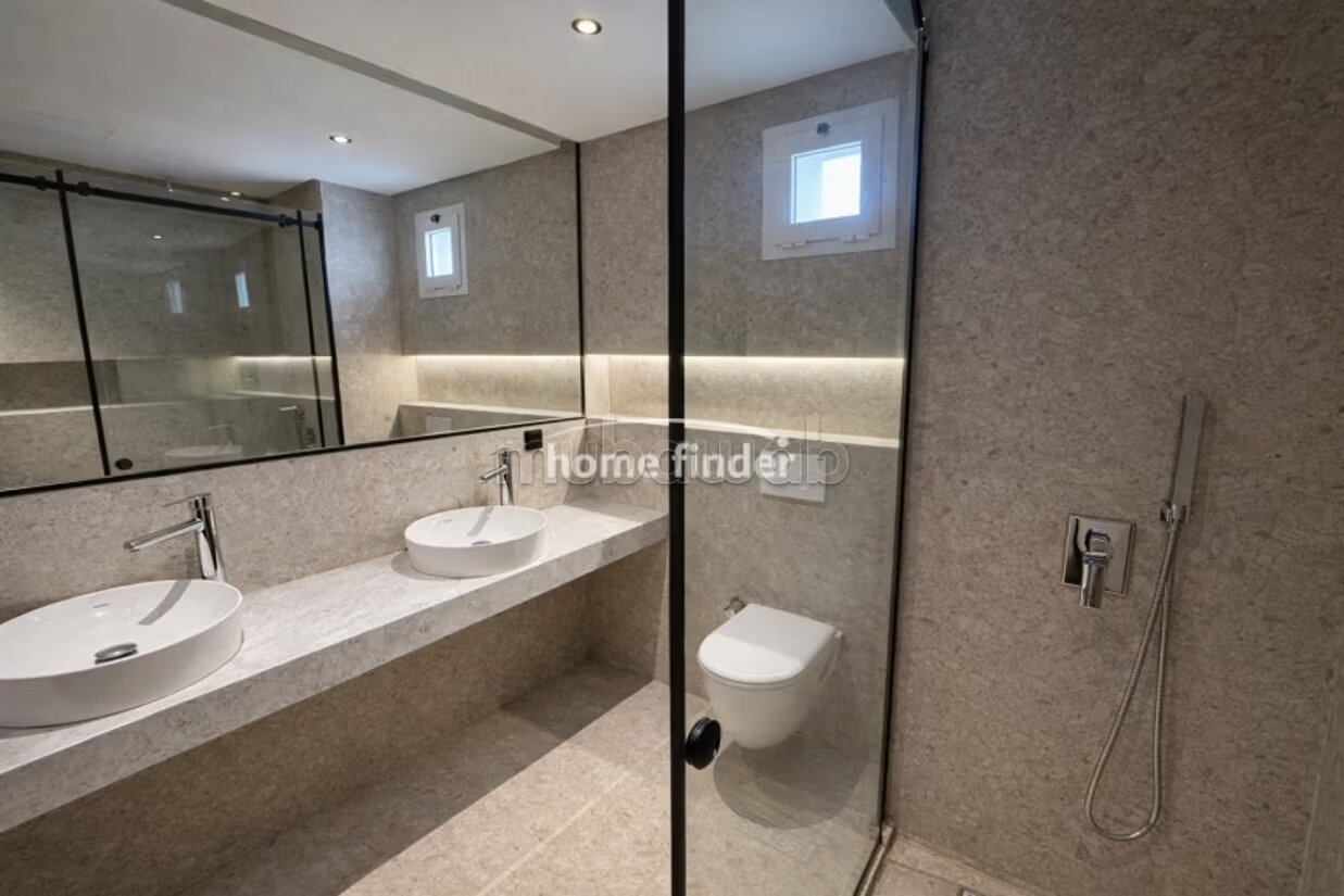 310 m² Apartment for Rent in Ain Diab — Photo 342