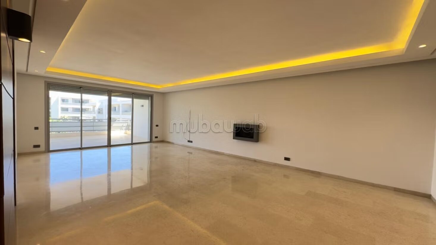 310 m² Apartment for Rent in Ain Diab — Photo 400