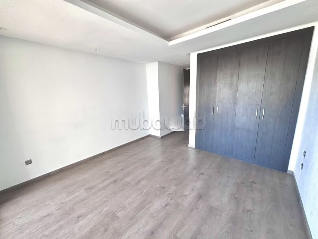 310 m² Apartment for Rent in Ain Diab — Photo 452