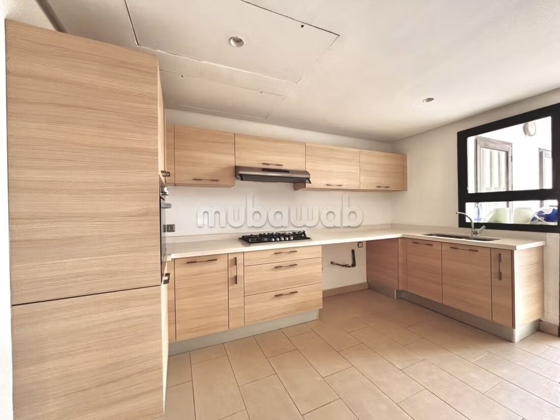 310 m² Apartment for Rent in Ain Diab — Photo 453