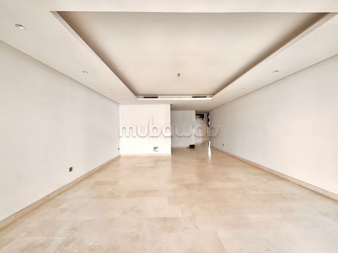 310 m² Apartment for Rent in Ain Diab — Photo 457