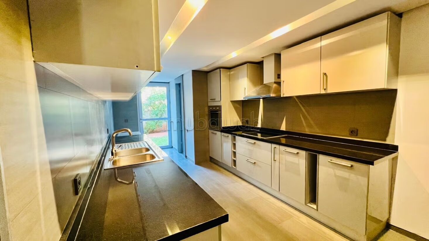 310 m² Apartment for Rent in Ain Diab — Photo 469