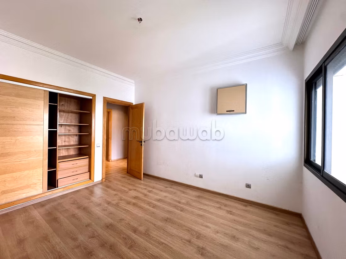 180 m² Apartment for Rent in Casablanca (Ghandi) — Photo 26