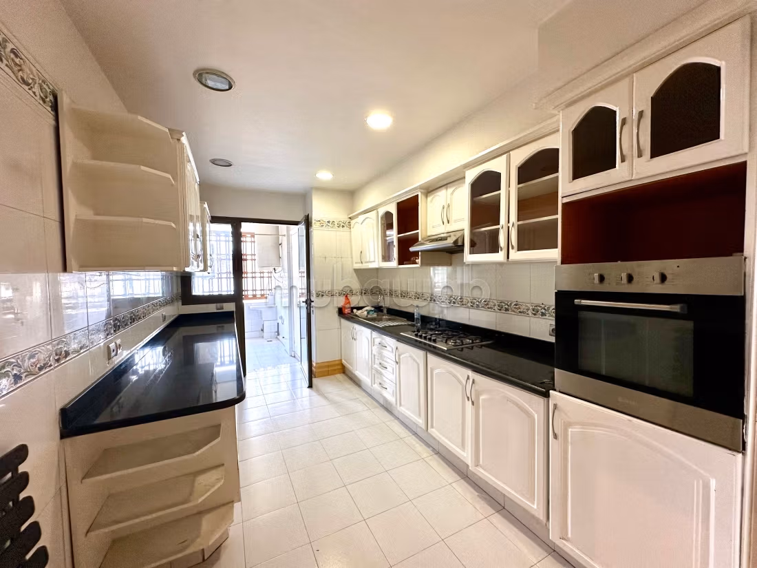 180 m² Apartment for Rent in Casablanca (Ghandi) — Photo 38