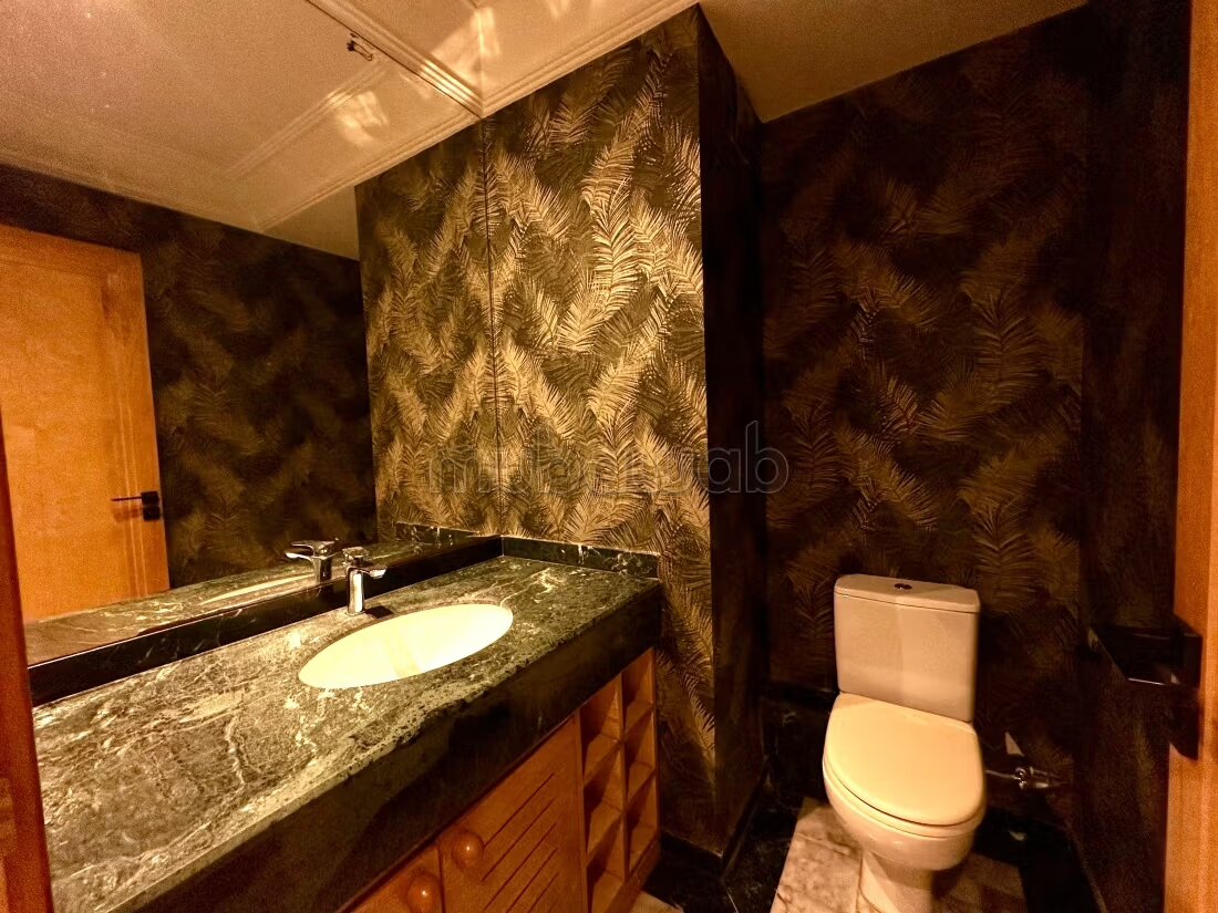 180 m² Apartment for Rent in Casablanca (Ghandi) — Photo 19