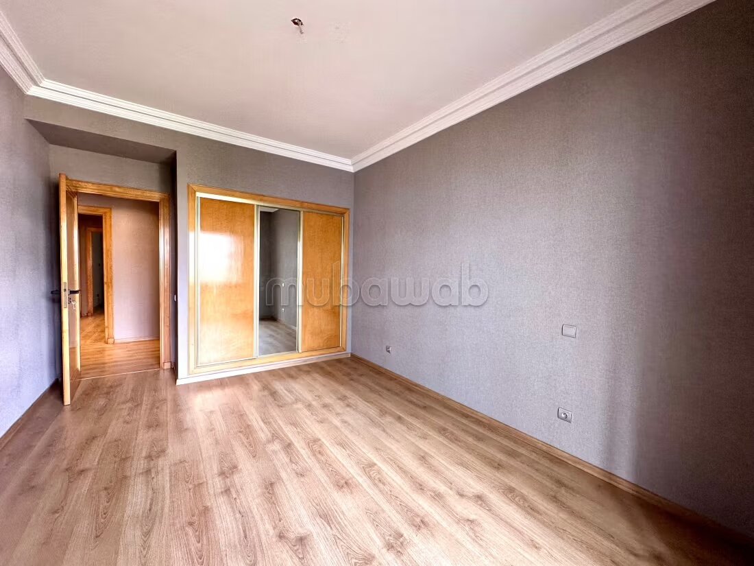 180 m² Apartment for Rent in Casablanca (Ghandi) — Photo 23