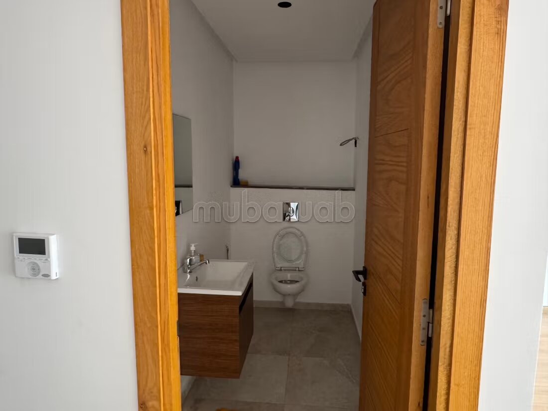 Bureau 48 m² à louer à Casablanca — Photo 7