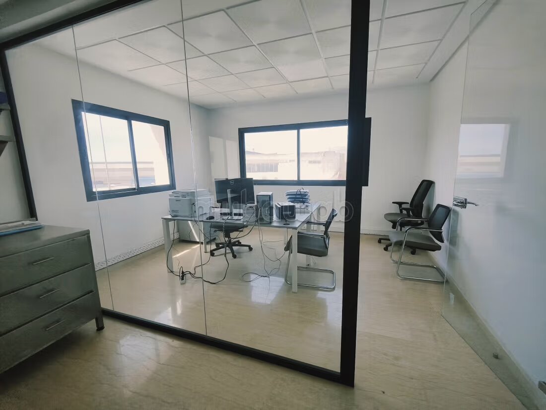 Usine 1400 m² à vendre à Aïn Sebaâ — Photo 3