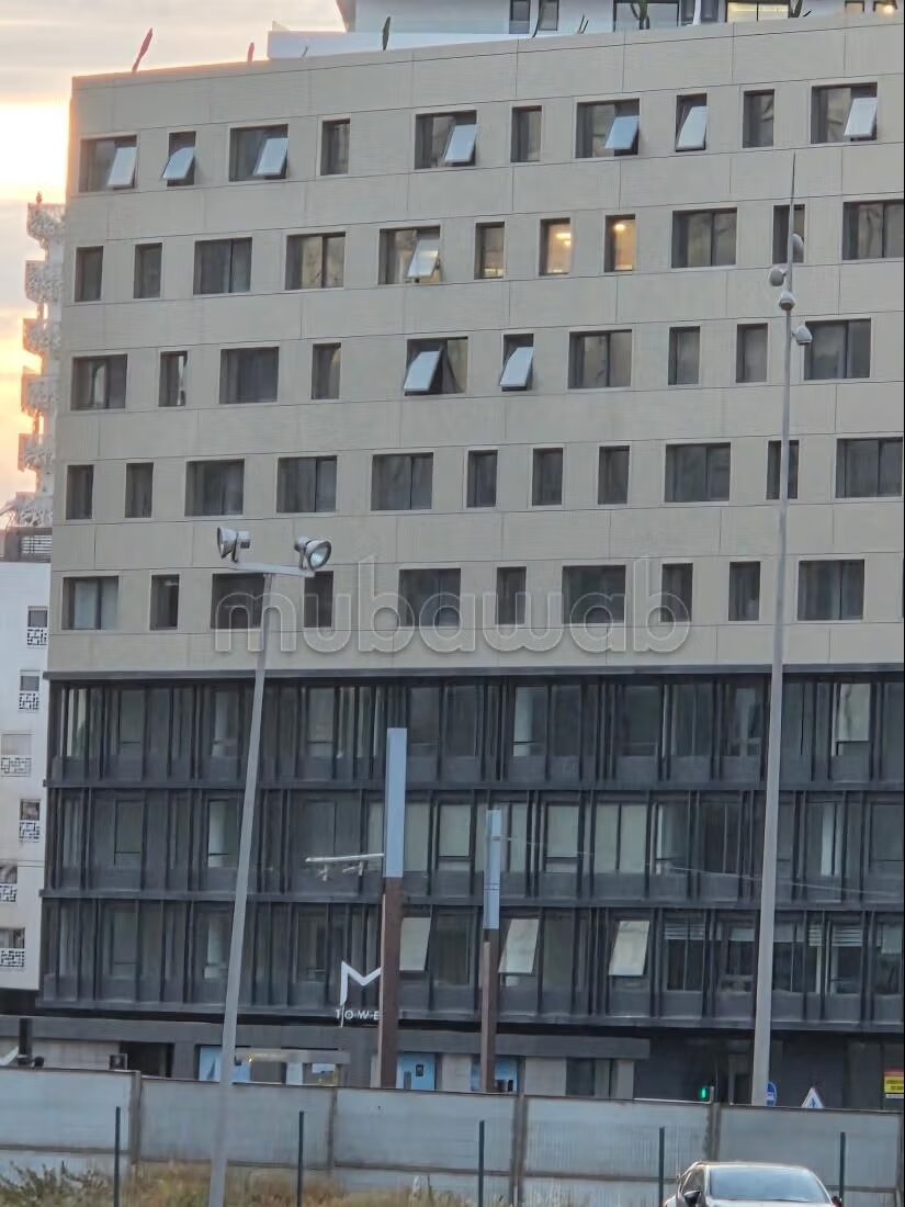 Bureau 74 m² à louer à Casablanca — Photo 3