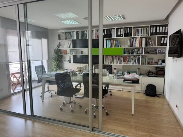 Bureau 74 m² à louer à Casablanca — Photo 5