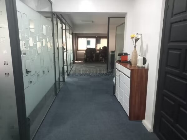 Bureau 74 m² à louer à Casablanca — Photo 7