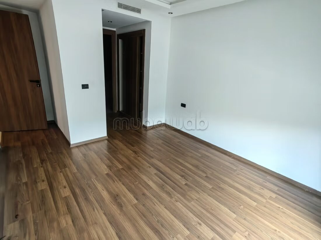 شقة للايجار في المنزه - 125 متر مربع — Photo 330