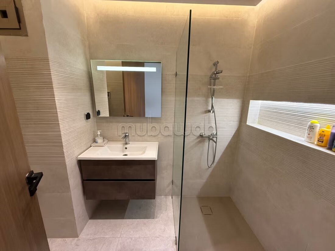شقة للايجار في المنزه - 125 متر مربع — Photo 370